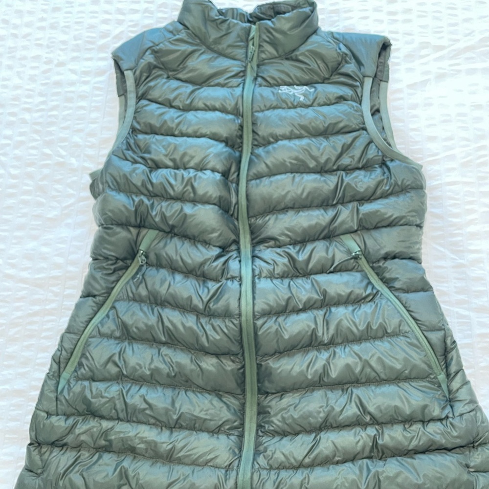Arcteryx cerium LT vest Women's hunter Green
